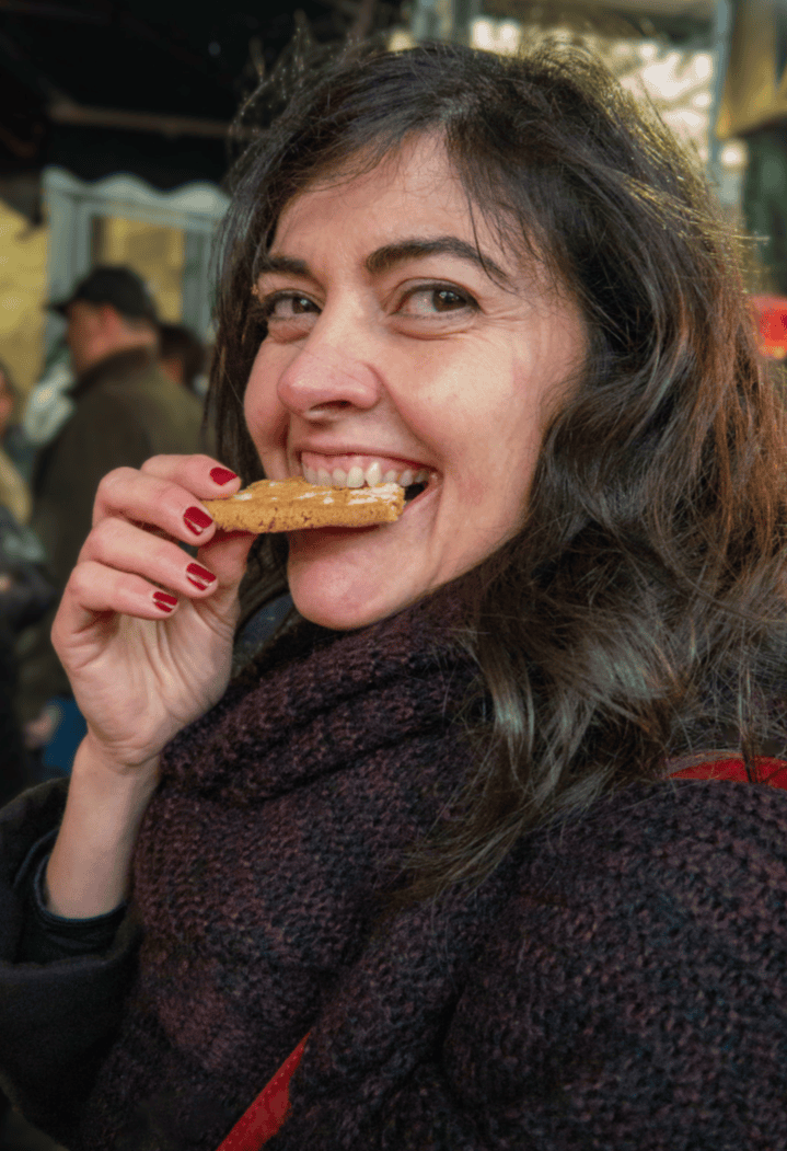 At the cookie, now reduce the food noise