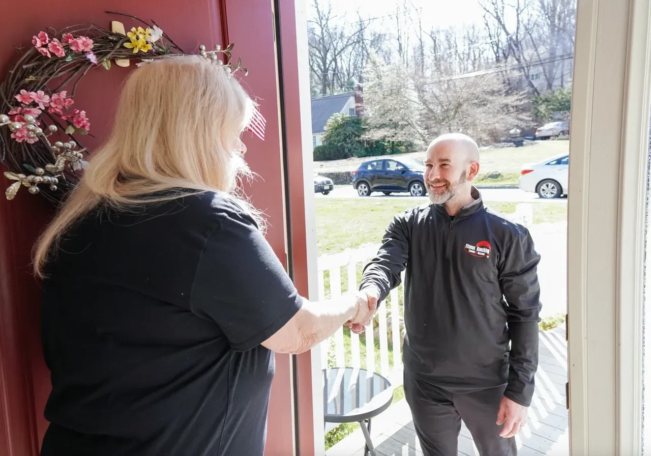 Personal trainer coming to front door